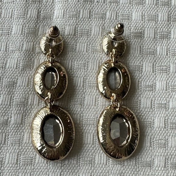 Fashion Red Enamel Gold Tone Rhinestones Drop Dangle Post Earrings - Picture 2 of 8